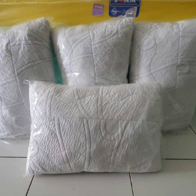 Bantal & Guling busa INOAC potongan