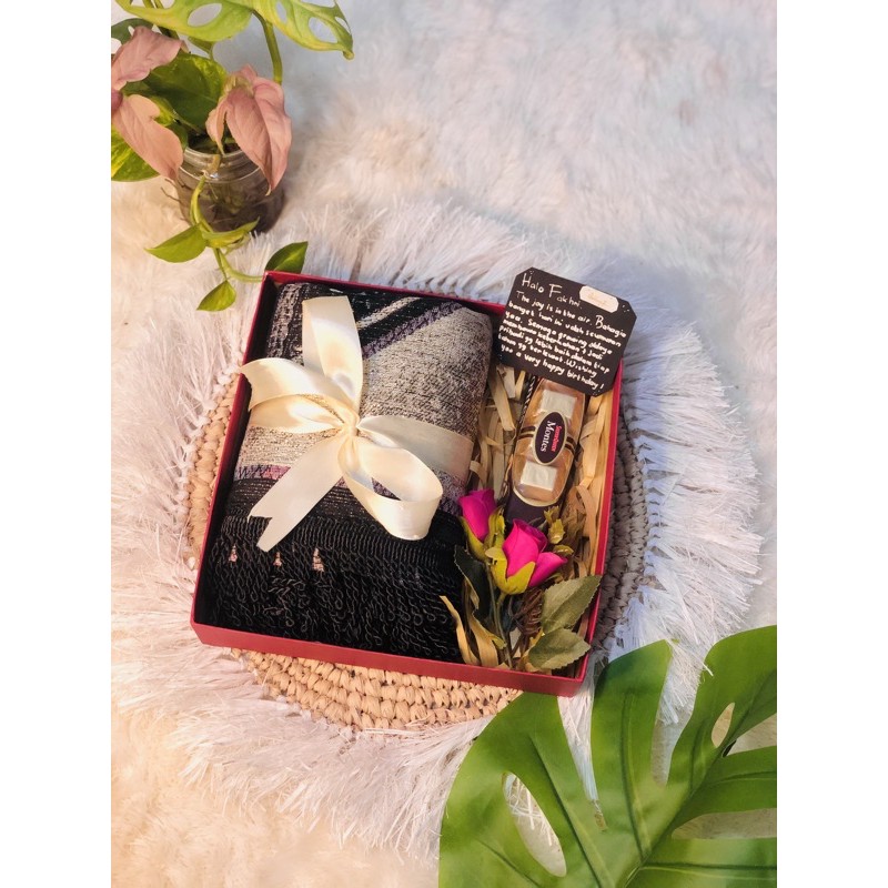 

hampers lebaran | hampers alat sholat | hadiah cowo | hampersramadhan