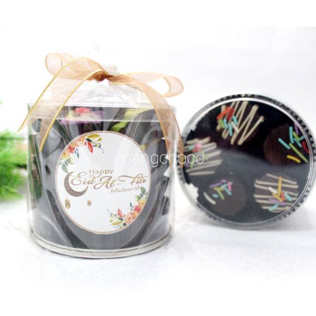 

Bingkisan unik untuk anak dengan coklat lebaran