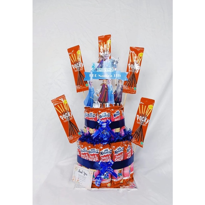 

SNACK TOWER/KUE ULANGTAHUN/SNACK CAKE/SNACK TART/SNACK ULTAH/BIRTHDAY TOWER/KADO ULTAH/KADO WISUDA/BUCKET/ULANG TAHUN/SET HADIAH/KUE TART/HAMPERS