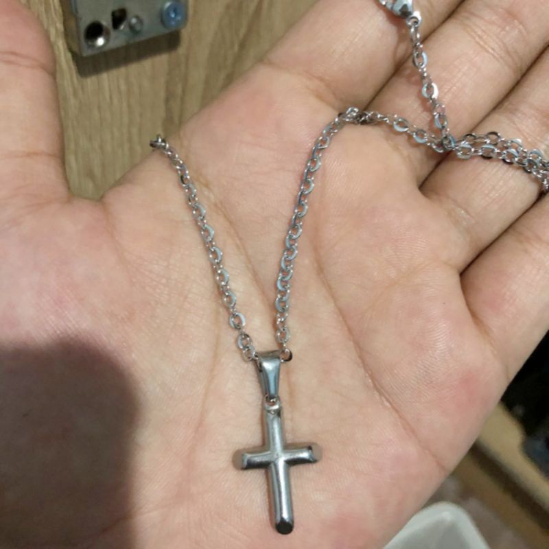 Kalung salib silver polos titanium