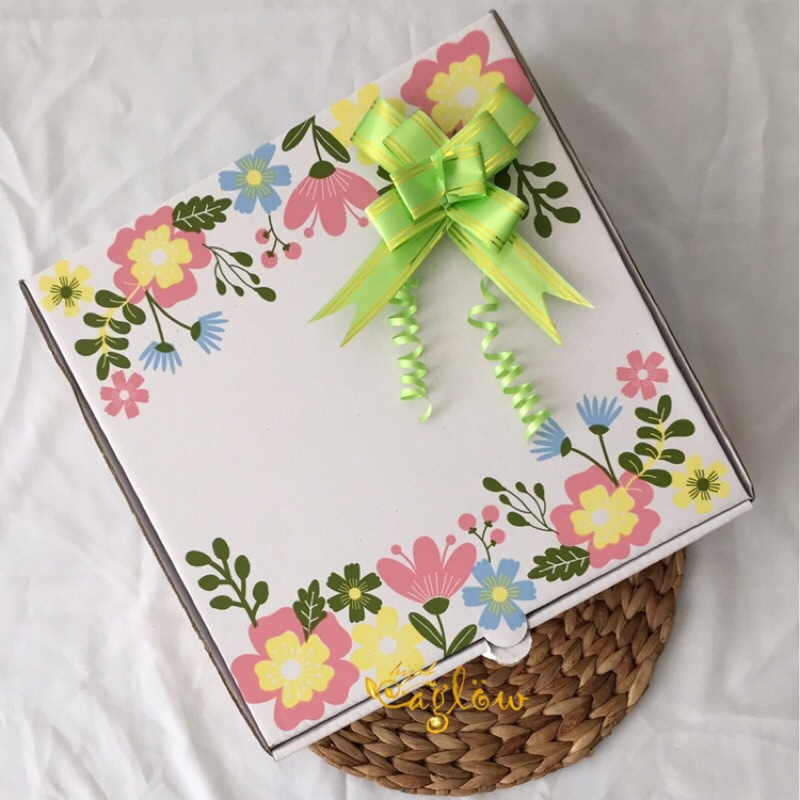 

BOX HAMPERS uk. 30x30x7 cm / KOTAK KADO / GIFT BOX / KARDUS HAMPERS