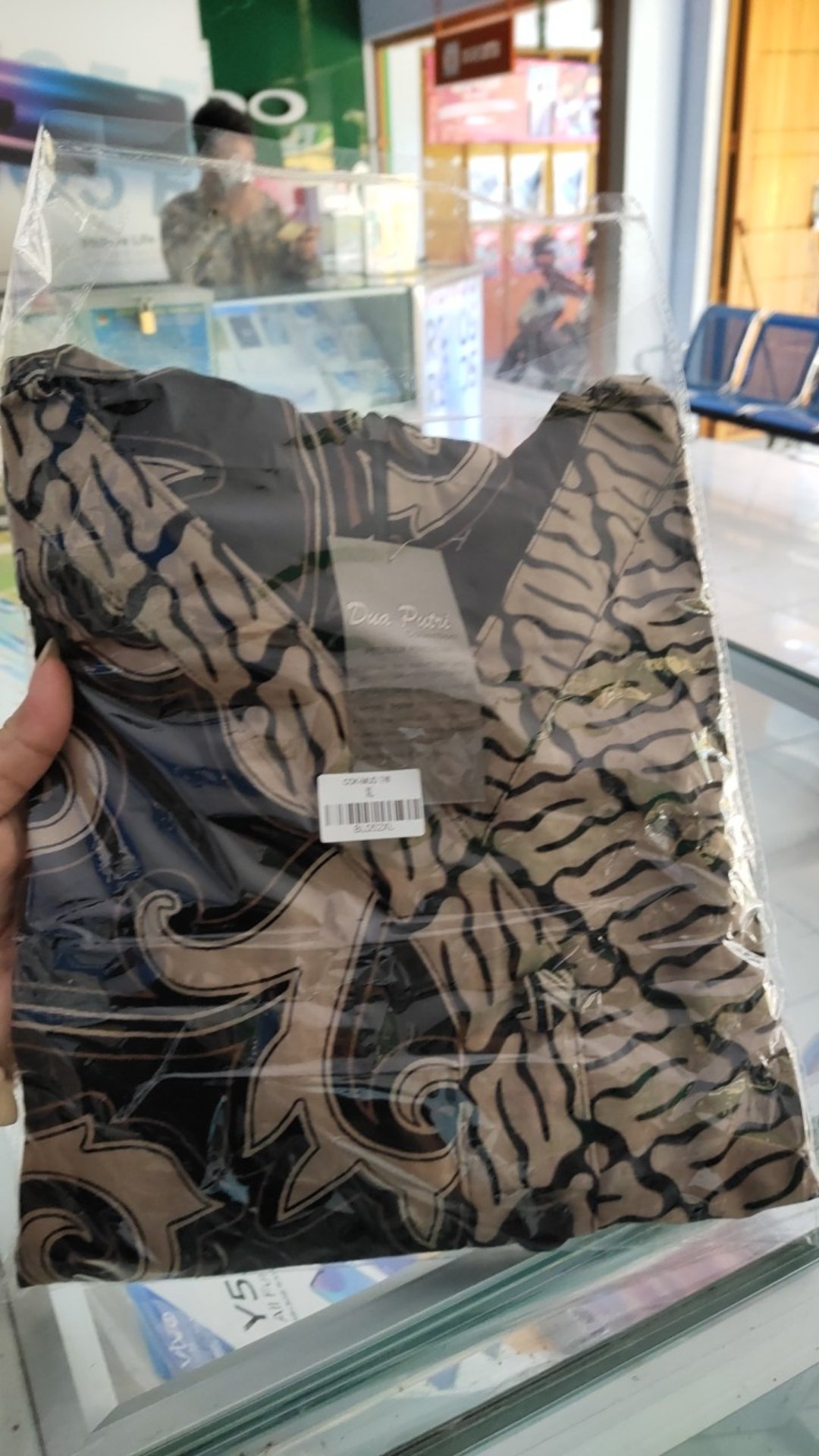 Crop Top Etnik Atasan Batik Wanita Modern By  Batik Dua Putri Collection