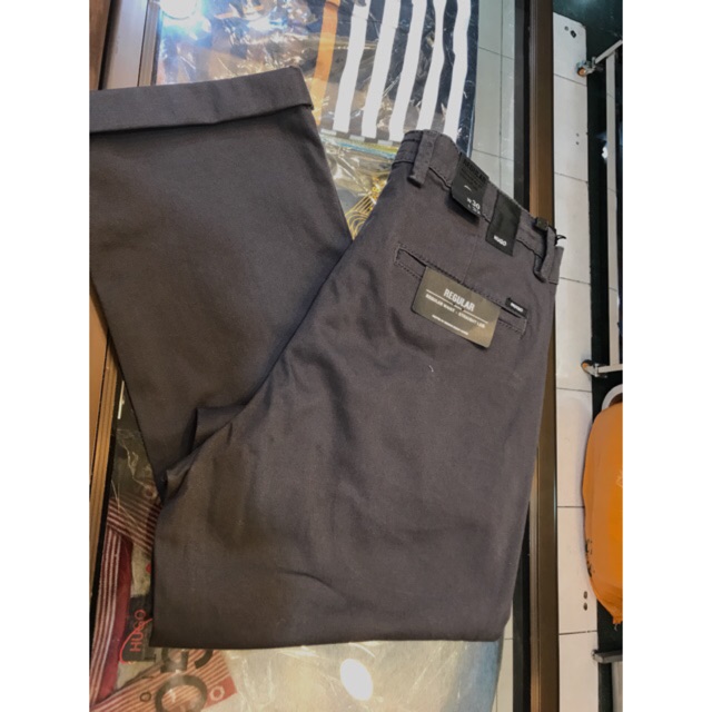 Celana panjang chinos Hugo sport 2 warna