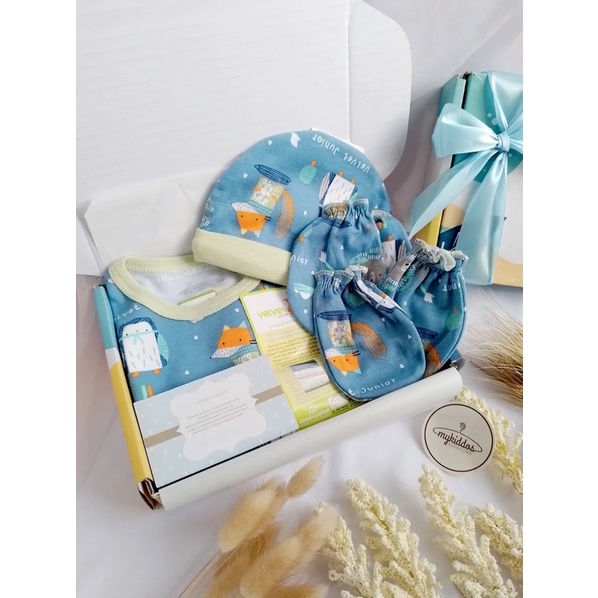 Paket Kado Mini/Kado Bayi/Hampers Baby mini velvet Junior