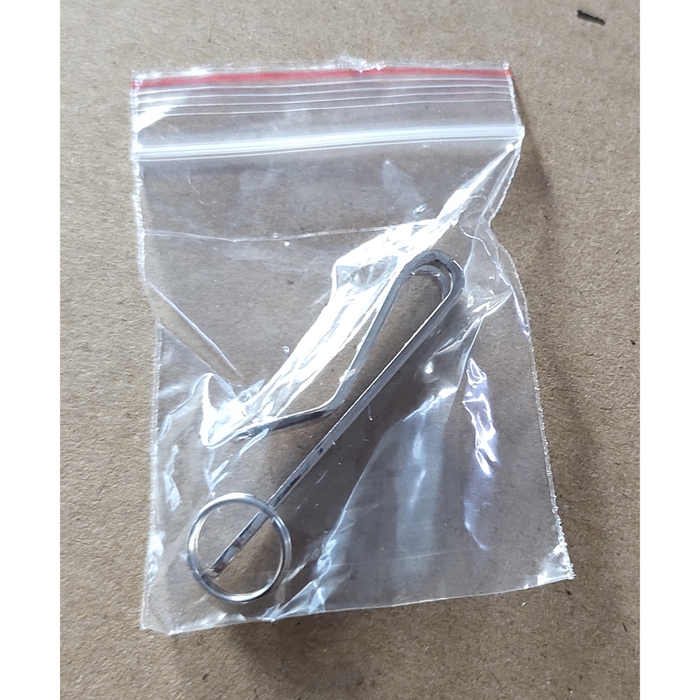 UFO Expand Suspension OMSE3CSV Clip Key Ring - Silver