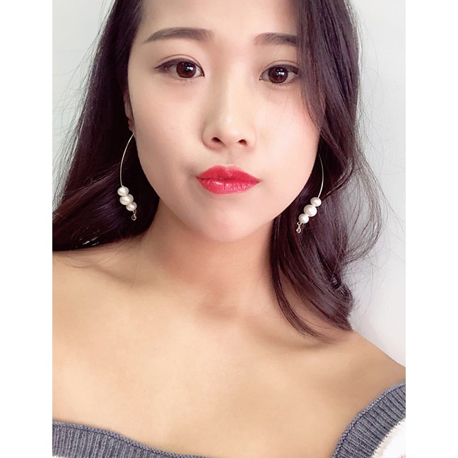 LRC Anting Tusuk Fashion Gold Artificial pearl Ear-rings D55167