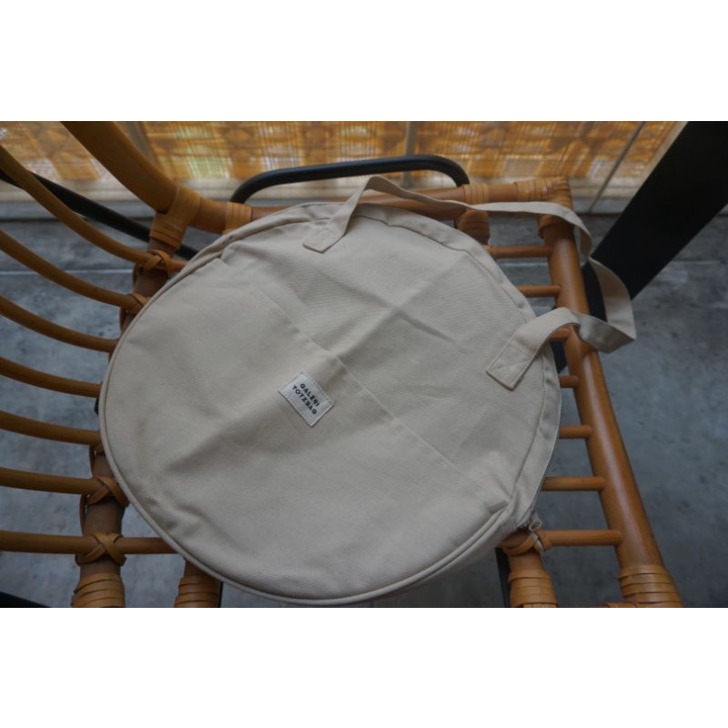 CIRCLE TOTEBAG / TOTEBAG BULAT POLOS / CIRCA TOTEBAG