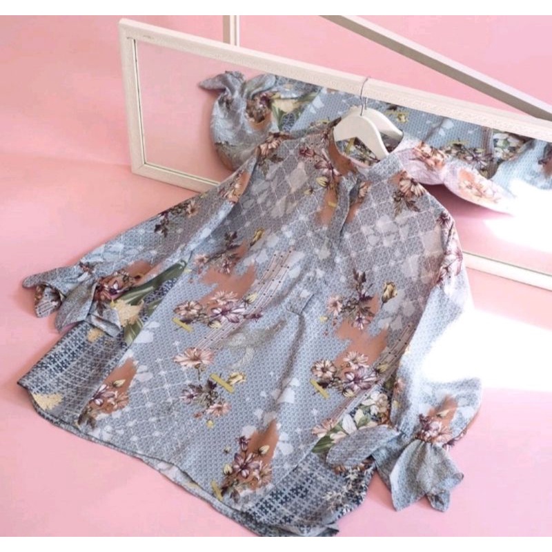 ria miranda erya top