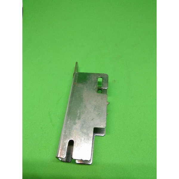 

COVER MAGAZINE SPAREPART STAPLES MAX HD 12L17 TYPE BARU ORIGINAL LEPASAN