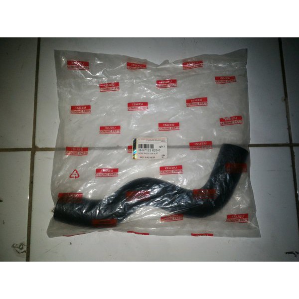 Selang Radiator Atas Panther 2.5 Lama Kotak Original Murah
