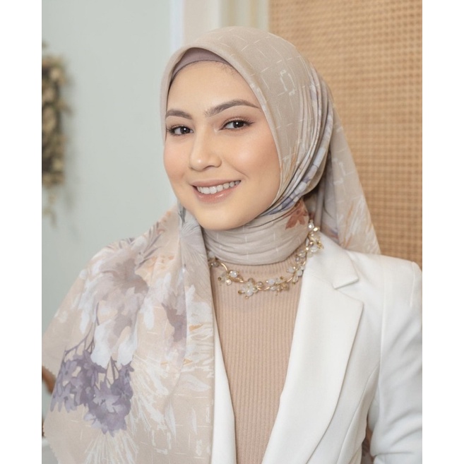 LAFS SCARF BY  LOCAL.ID