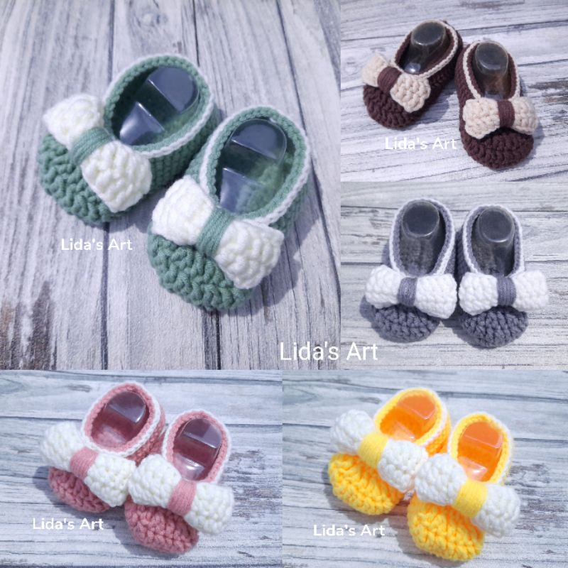 sepatu rajut bayi perempuan