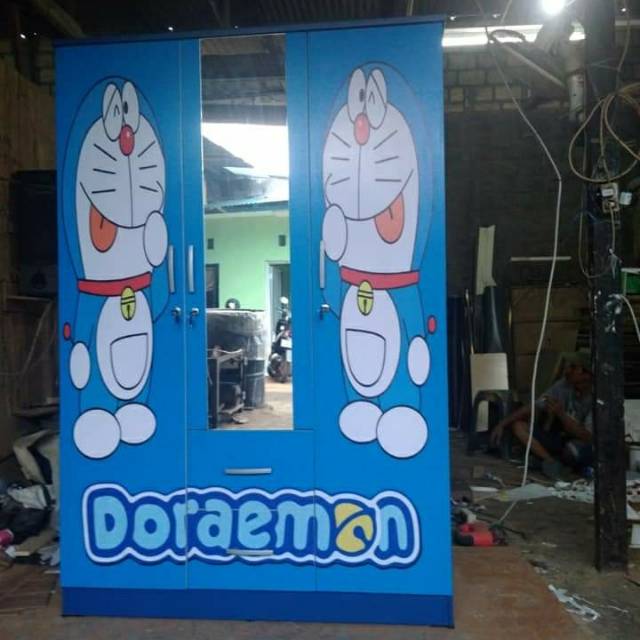 Lemari pakaian pintu 3 karakter
