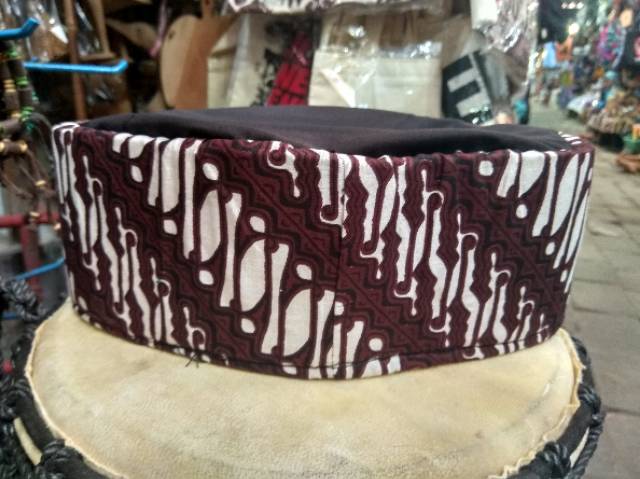 (BISA COD) PECI KOPIYAH BATIK UKURAN ALL SIZE UNTUK ANAK DAN DEWASA - SOUVENIR MURAH KHAS JOGJA