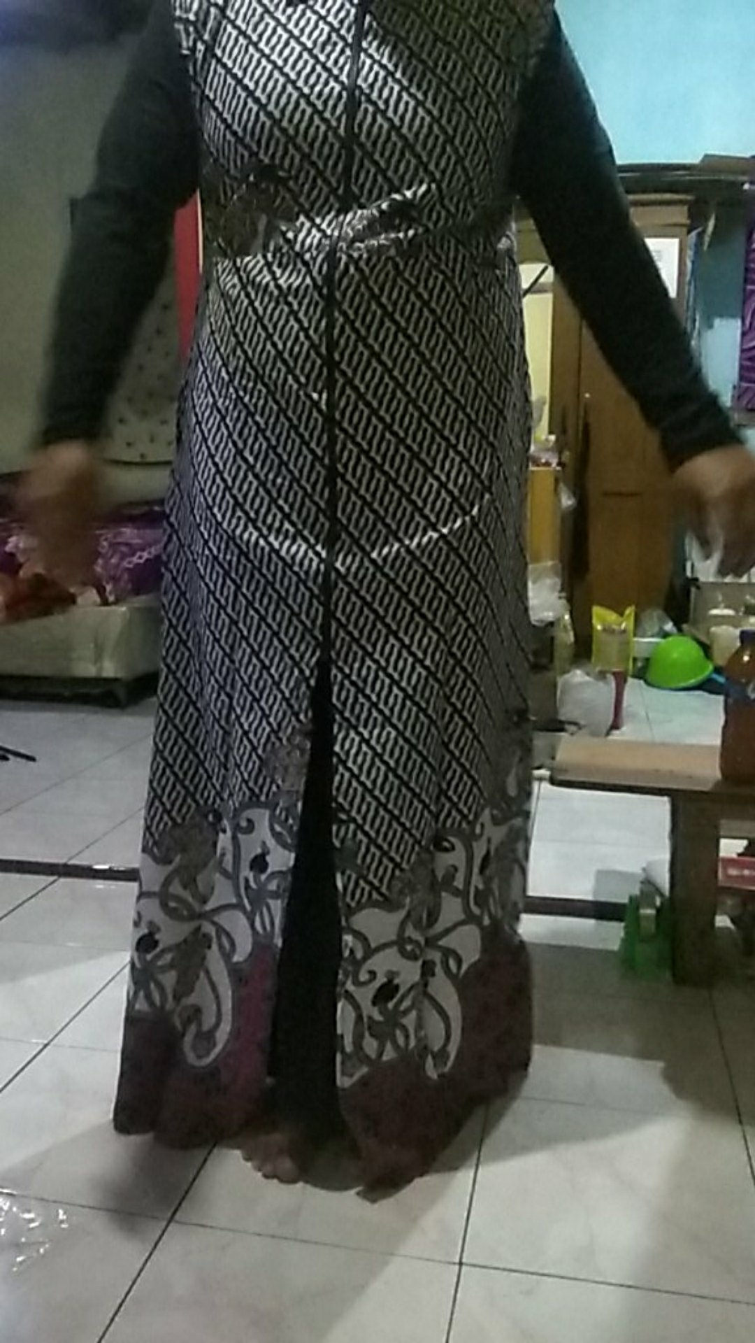 Baju Batik Couple Kelurga Terlengkap Motif Morena