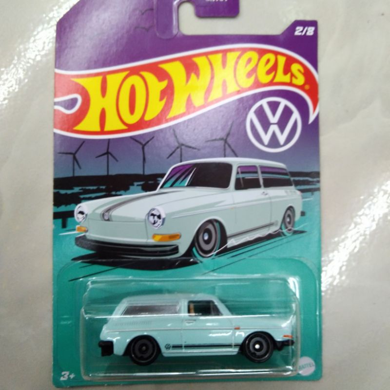 Hot Wheels Volkswagen Squareback VW series 2022