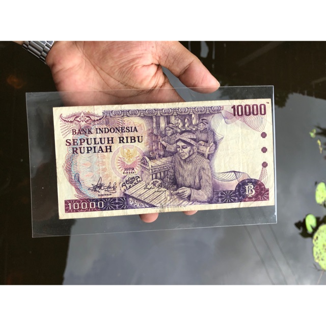 Uang Kuno 10000 Gamelan VF Plus