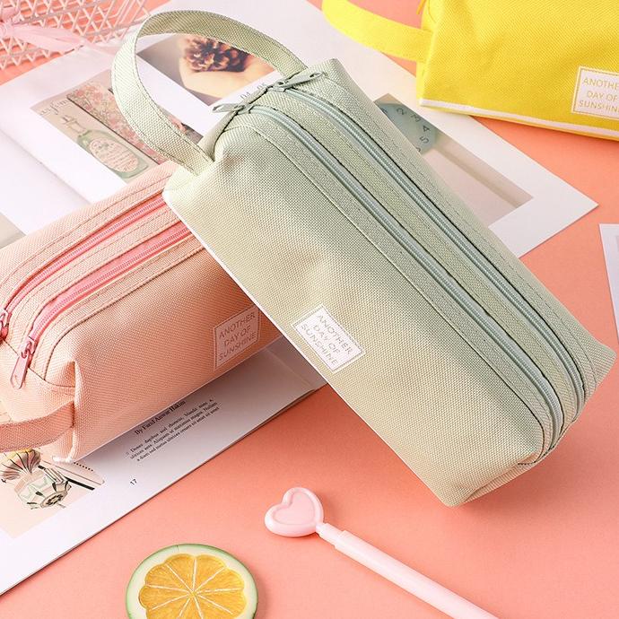 

TP1 Kotak Pensil Tepak Lucu Kartun Transparan Sekolah Korea pink creame putih alat tulis Tas Penyimpanan Kosmetik Sekolahan Kantoran wadah bolpen Update