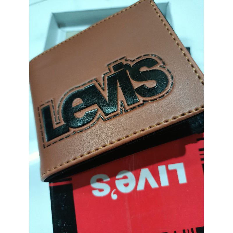 DOMPET PRIA LEVIS COKLAT