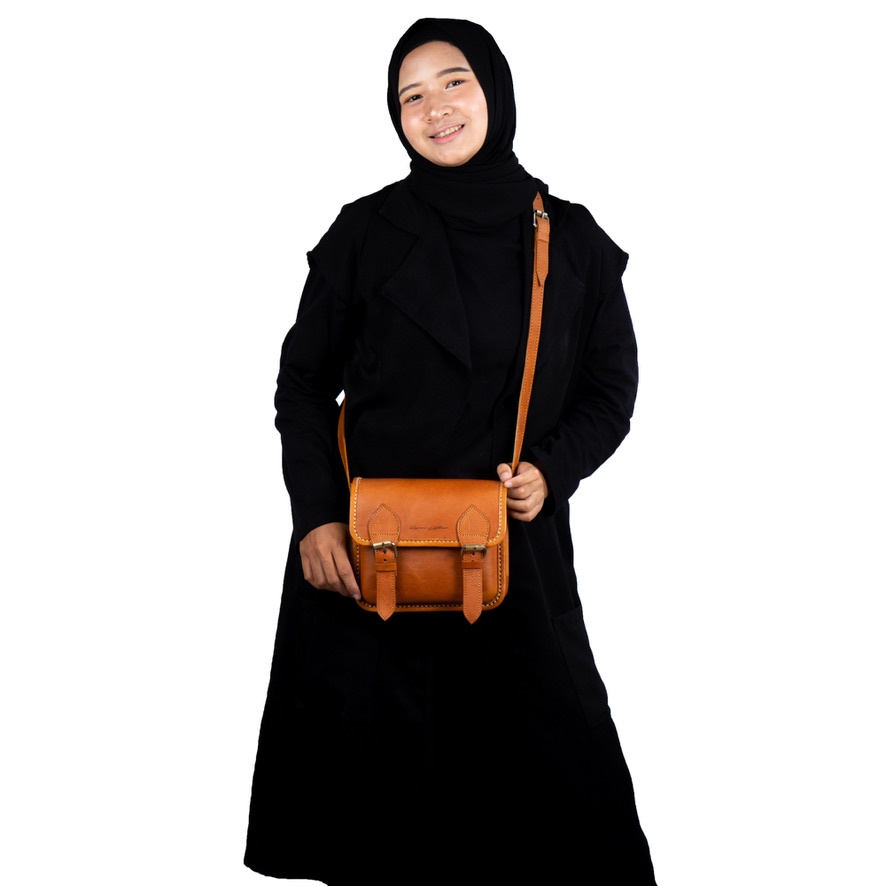 Kenes Leather Sling Bag Wanita Tas Selempang Kulit Asli Soul Nabati - Free Grafir Nama