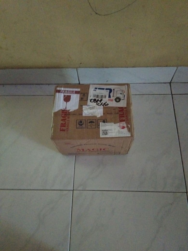 Magic Clean Pembersih Noda Kerak Keramik Karat 100% Ampuh