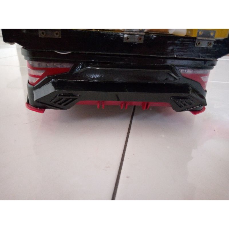 Bemper belakang miniatur truk