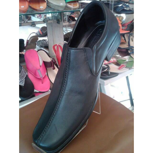 Sepatu kulit asli garut