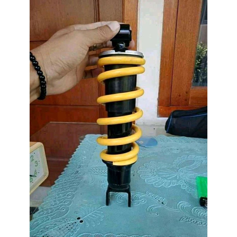 Monoshock vixion