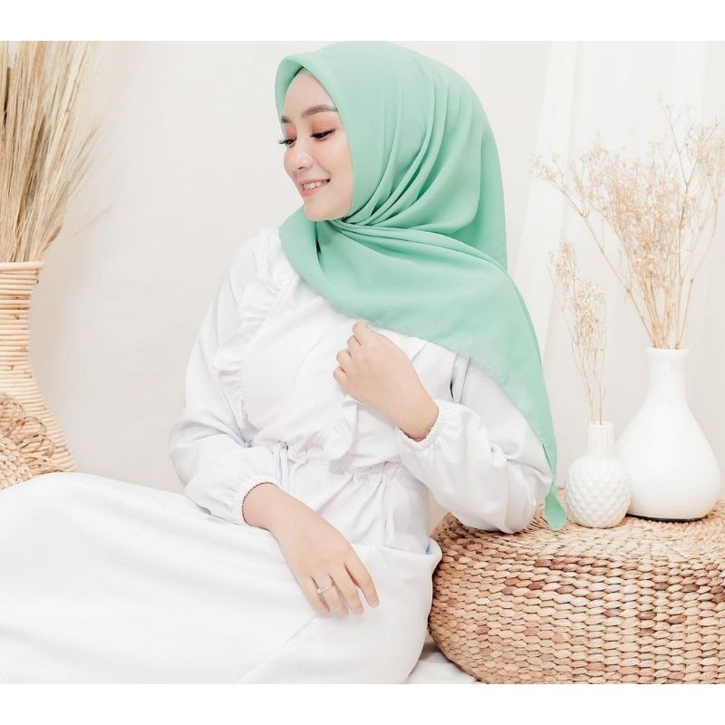 Hijab Segiempat | MINT | Size 115x115 | jilbab bella square PREMIUM 60 Warna-3