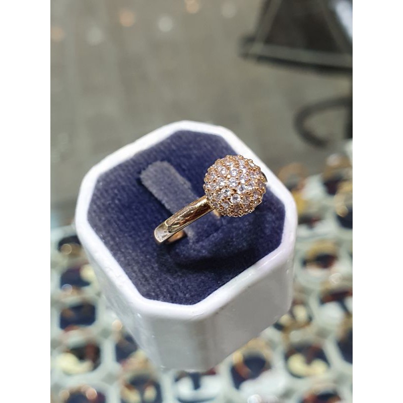 cincin emas bola mata unik