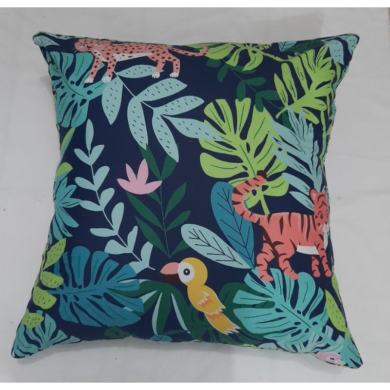 PROMO SARUNG BANTAL LANTAI 70X70  Shopee Indonesia