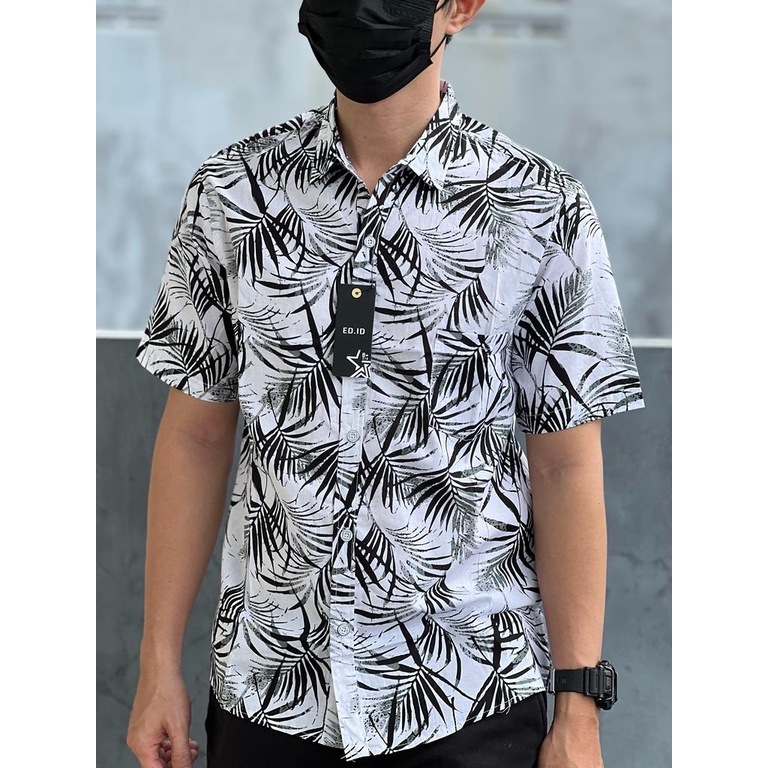 MOKOKOMO Kemej Pria Motif T-20 Kemeja Pantai Lengan Pendek Kemeja casual (Uk. S,M &amp; L )