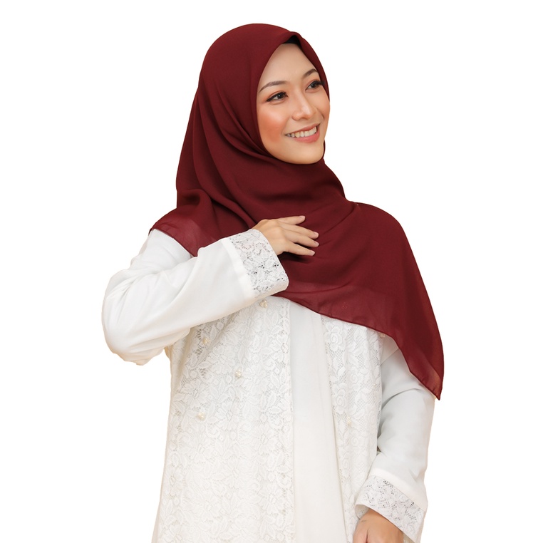 Umama Scarf - Kerudung Polos Segi Empat Potton Square-maroon