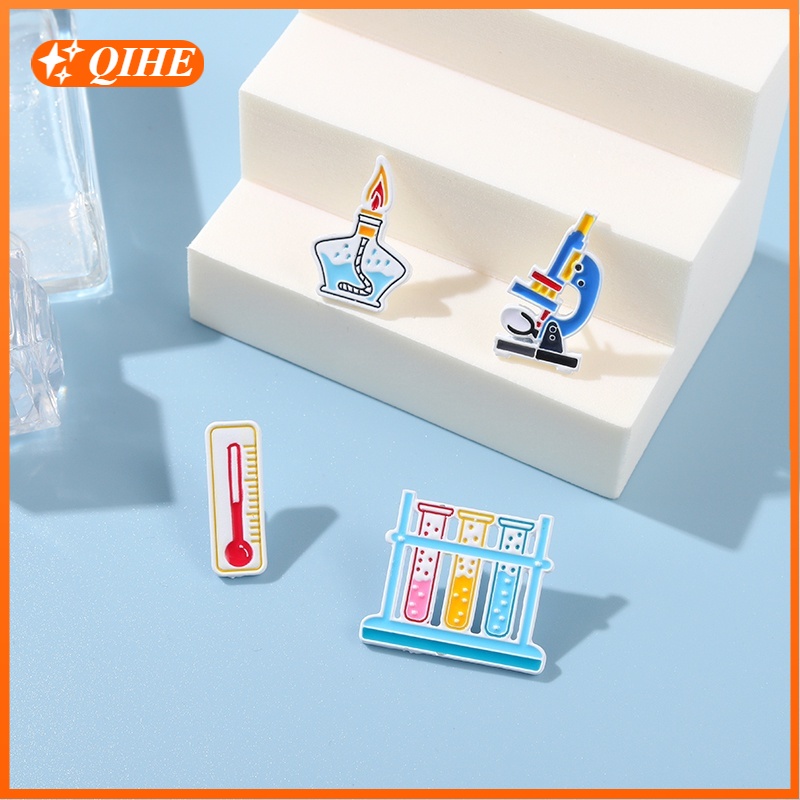 Cartoon Chemistry Laboratory Equipment Alcohol Lamp Enamel Lapel Pin Test Tube Microscope Badge Brooch Backpack Girl Ladies Clothes Accessories