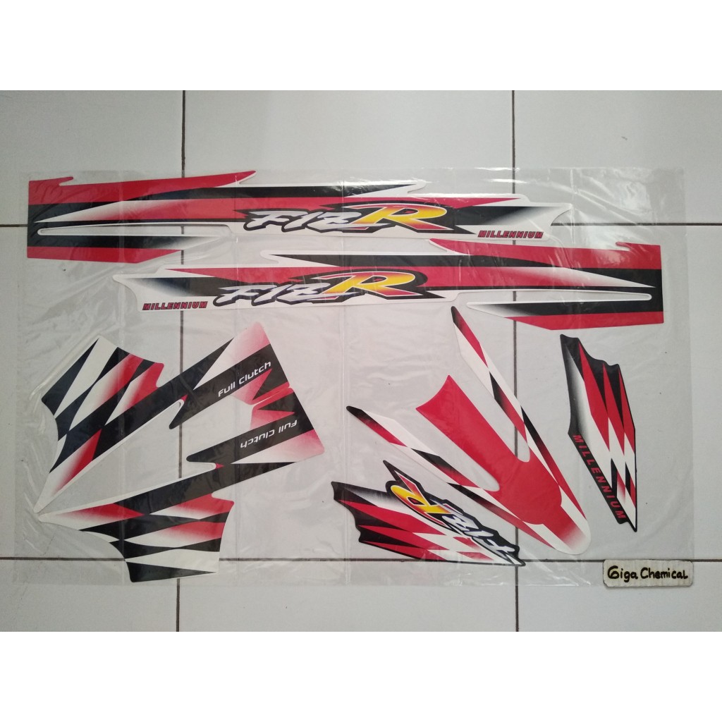 Striping Sticker Lis Yamaha Fiz R Caltex 2002 Hitam Merah