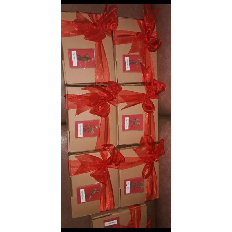 

TAMBAHAN PITA DAN KARTU UCAPAN