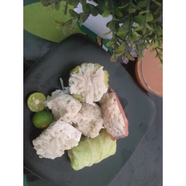 

Somay ayam DAPOER SARI ( fillet dada ayam)