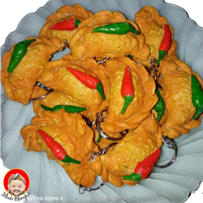 PROMO!!! Gantungan Kunci Snack Unik | Mirip Asli | Souvenir | Tempe | Tahu | Ceker | Permen | Oreo | Gula Kacang | Pastel | Paha Ayam-Pastel