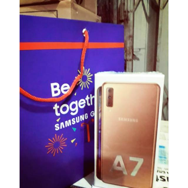 Samsung Galaxy A7 + Nomer Im3 pulsa 1 tahun 10GB/bln + voucher carefour 100rb