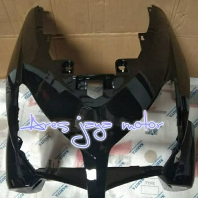 Tameng depan hitam Vario 110 karbu