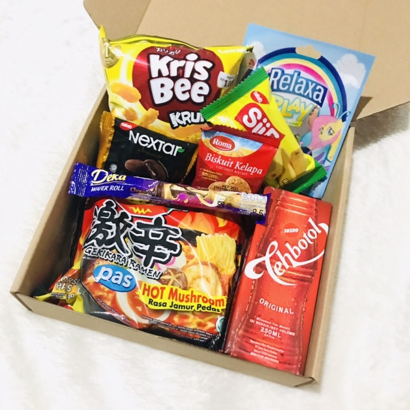 

Snack Box Hampers Gift Jajan Wisuda Ulang Tahun Anniversary Ramadhan Hemat