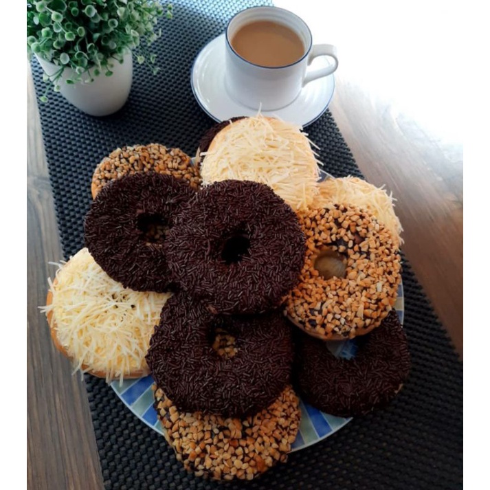 

Donat Jadoel Biasa