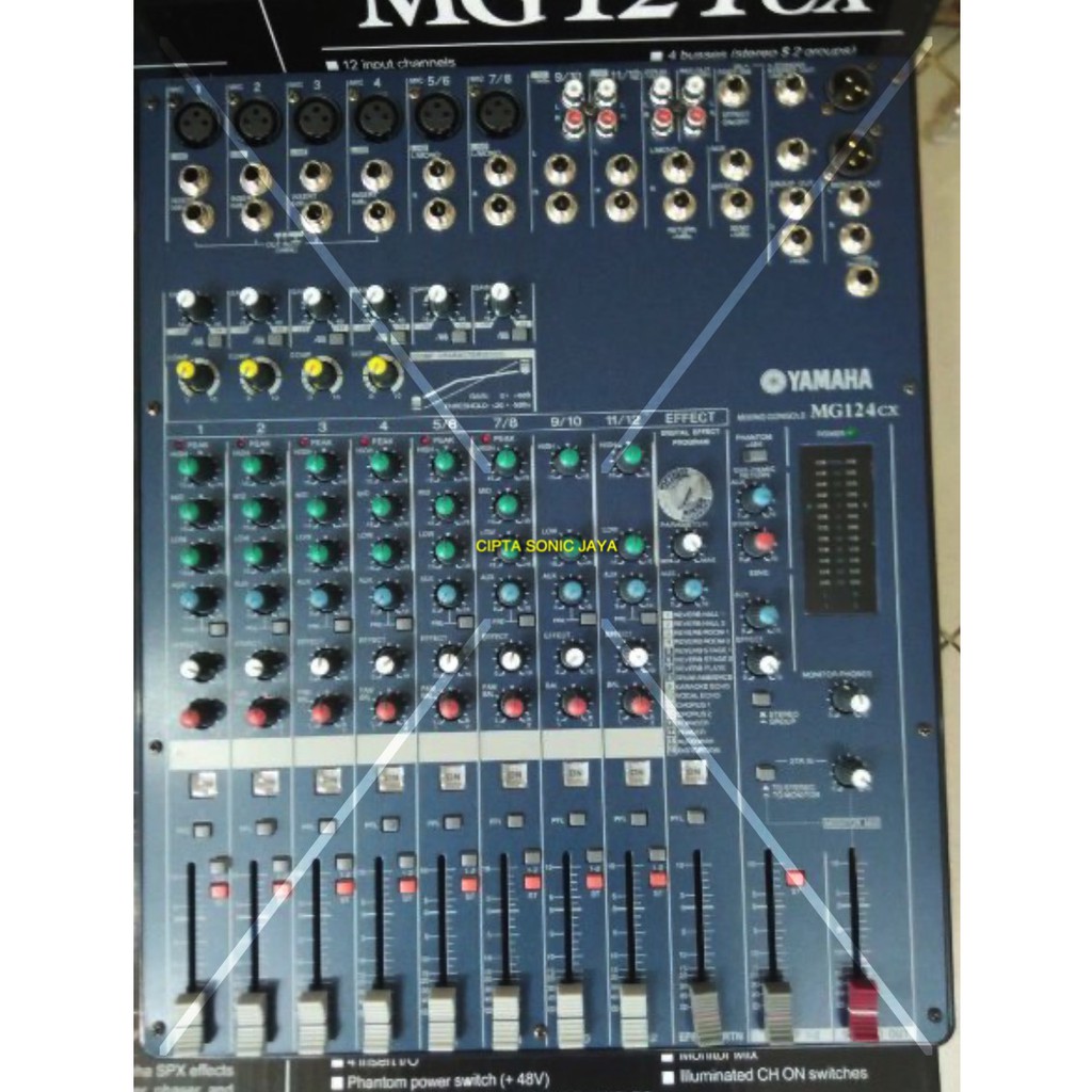 Mixer Yamaha MG 124 CX