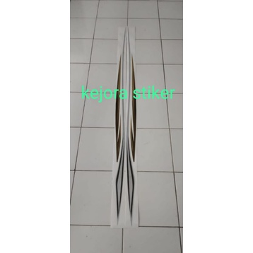 STIKER LIST BODY MOBIL SUZUKI KATANA 2007