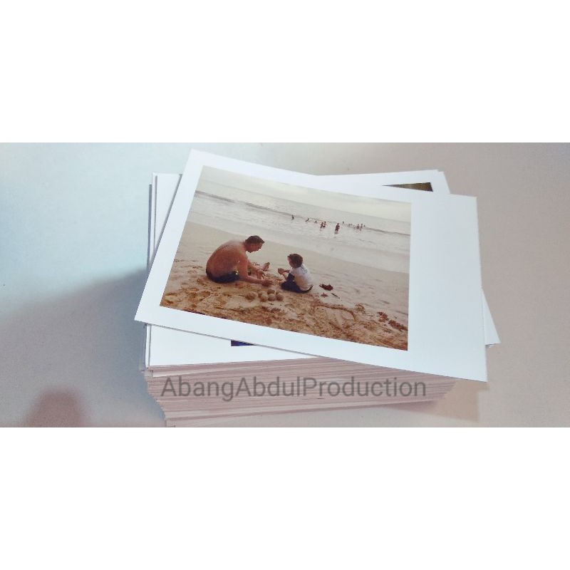 

CETAK FOTO POLAROID 2R HIGHT QUALITY