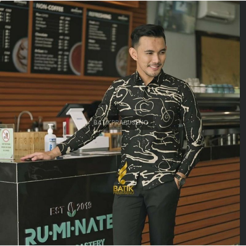 WANIPURA KEMEJA BATIK PRIA LENGAN PANJANG SLIMFIT HEM BAJU SERAGAM