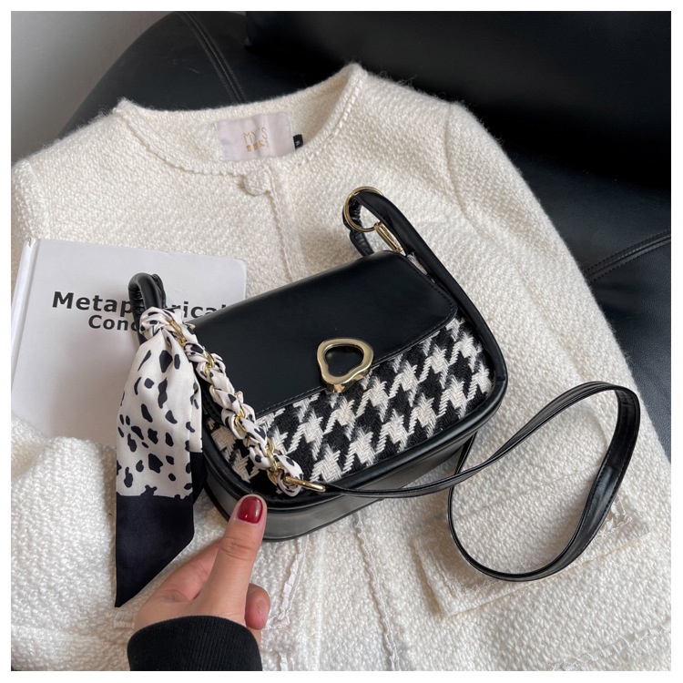 KOREAN CLASSIC HOUNDSTOOTH PLAID SLING BAG / TAS SELEMPANG KULIT KOREA FASHION / TAS SLEMPANG LEATHER / hammock cute bag