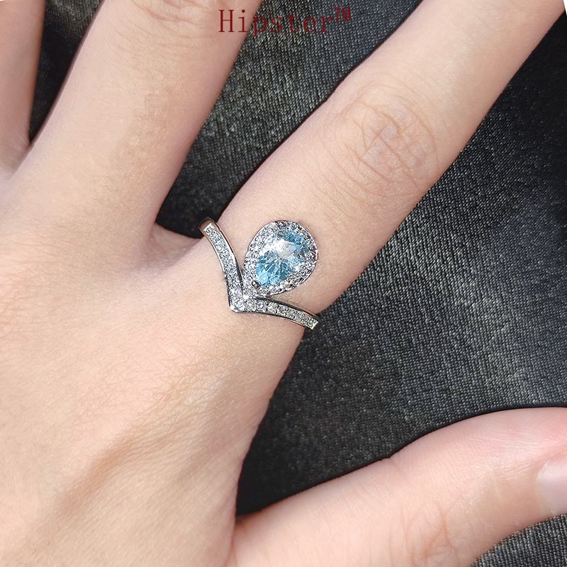 Natural Blue Topaz Ring Crown