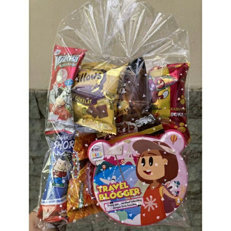 

paket snack ulangtahun plus tempat makan / bingkisan ulang tahun / godiebag ulang tahun / souvenir anak